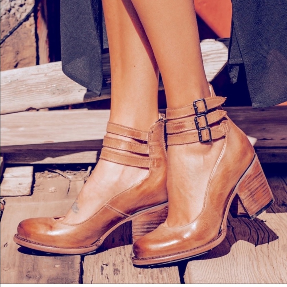 FREEBIRD by Steven RANDI Leather Boho Western Buckle Strap Zip Heels- Size 8